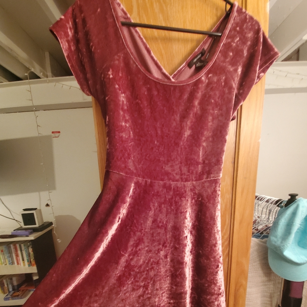 Pink velvet Forever 21 dress